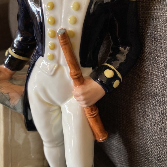 The Captain by Royal Doulton - Picture 4 of 5